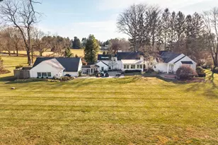 1 Treble Ln, Malvern, PA 19355 - Photo 2