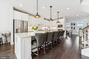 405 Gladstone Ct, Malvern, PA 19355 - Photo 4