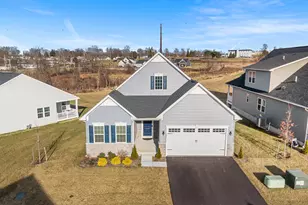223 Letitia Mnr Dr, West Grove, PA 19390 - Photo 2