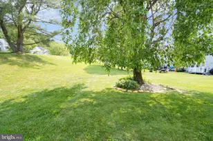 202 Thia Ct, Coatesville, PA 19320 - Photo 38