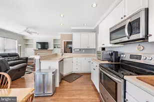 403 Carpenters Cove Ln, Downingtown, PA 19335 - Photo 20