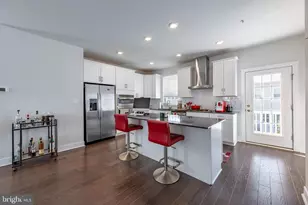 232 Red Leaf Ln, Exton, PA 19341 - Photo 4