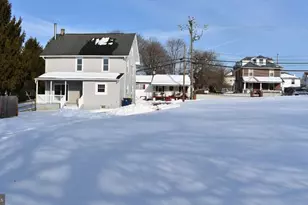 11 Newport Ave, Parkesburg, PA 19365 - Photo 20