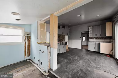 71-73 W Central Avenue, Paoli, PA 19301 - Photo 6