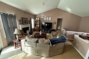 101 Lentz Way, Honey Brook, PA 19344 - Photo 2