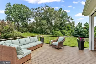 101 Keswick Ct, Kennett Square, PA 19348 - Photo 2