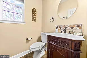 2932 Avebury Stone Cir, Downingtown, PA 19335 - Photo 10