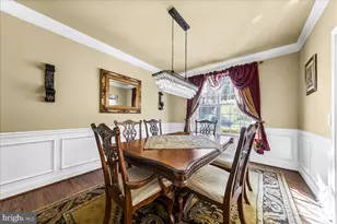 2932 Avebury Stone Cir, Downingtown, PA 19335 - Photo 6