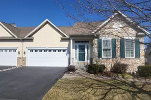 121 Augusta Dr, Honey Brook, PA 19344 - Photo 1