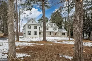 1427 Sugartown Rd, Berwyn, PA 19312 - Photo 2