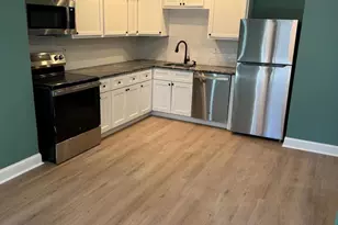 1806 Crest Dr, Coatesville, PA 19320 - Photo 4