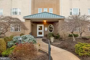 335 Paoli Pointe Dr, Paoli, PA 19301 - Photo 2