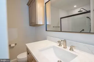 335 Paoli Pointe Dr, Paoli, PA 19301 - Photo 20