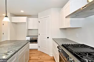 203 Pine Dr, Phoenixville, PA 19460 - Photo 16