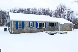 2428 E Kings Hwy, Coatesville, PA 19320 - Photo 2