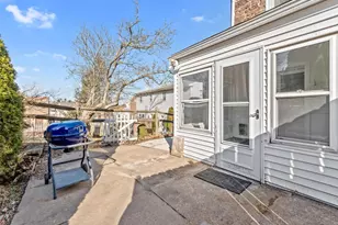 54 N Church St, Spring City, PA 19475 - Photo 8