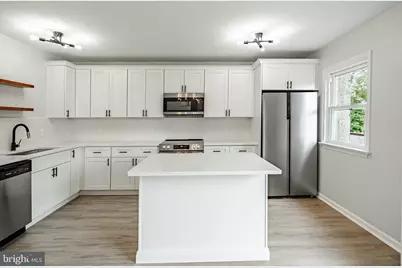 61 Pennsylvania Avenue, Phoenixville, PA 19460 - Photo 1