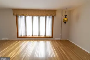 15 Cambridge Rd, Downingtown, PA 19335 - Photo 6