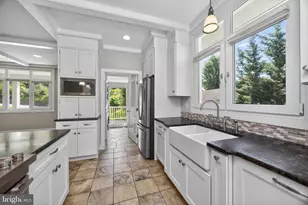 312 N Washington St, Kennett Square, PA 19348 - Photo 8
