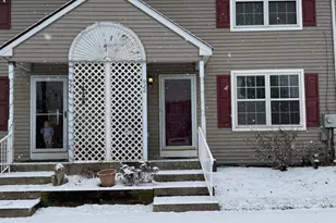 926 Woodlawn Ave, Phoenixville, PA 19460 - Photo 2