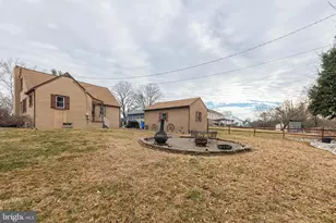 1062 W Meadowbrook Rd, Pottstown, PA 19465 - Photo 26