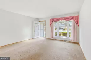 212 N Lake Dr, Downingtown, PA 19335 - Photo 2