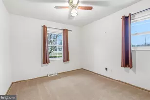 212 N Lake Dr, Downingtown, PA 19335 - Photo 10