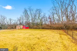 212 N Lake Dr, Downingtown, PA 19335 - Photo 16