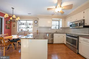 1905 Weatherstone Dr, Paoli, PA 19301 - Photo 12