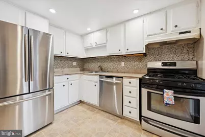 92 Old Forge Crossing, Devon, PA 19333 - Photo 6