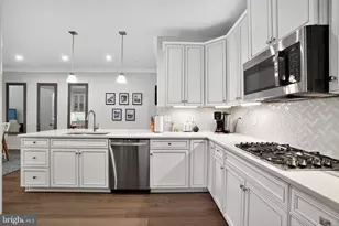 701 Cascade Way, Kennett Square, PA 19348 - Photo 14