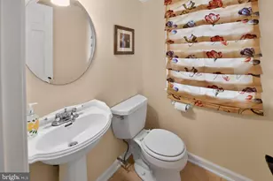 850 Farragut Rd, Berwyn, PA 19312 - Photo 32