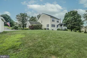 17 Nottingham Dr, West Grove, PA 19390 - Photo 10