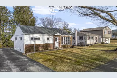 503 W Anderson Avenue, Phoenixville, PA 19460 - Photo 2