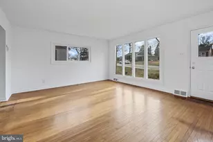 503 W Anderson Ave, Phoenixville, PA 19460 - Photo 6