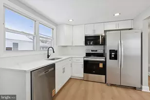 409 W Anderson Ave, Phoenixville, PA 19460 - Photo 6