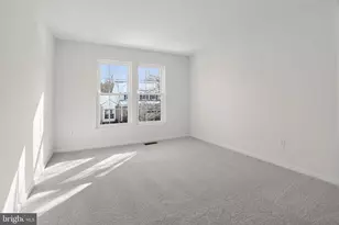 886 S York Dr, Downingtown, PA 19335 - Photo 32