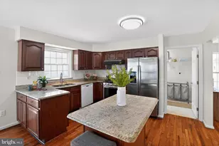 886 S York Dr, Downingtown, PA 19335 - Photo 16