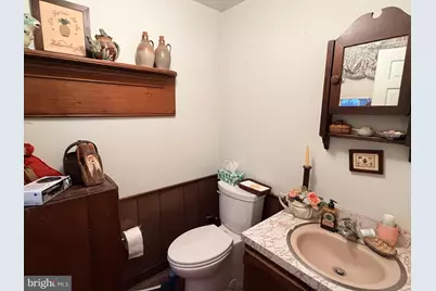 1038 Edgewood Chase, Glen Mills, PA 19342 - Photo 16