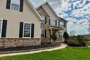 1144 Wendler Cir, Pottstown, PA 19465 - Photo 2