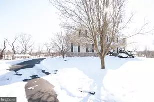 1144 Wendler Cir, Pottstown, PA 19465 - Photo 4