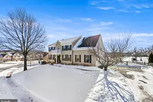 38 Wick Dr, Parkesburg, PA 19365 - Photo 2