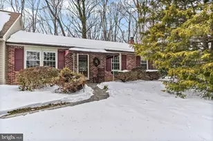 7 Dogwood Dell, Coatesville, PA 19320 - Photo 2
