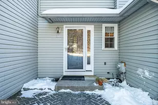 300 Revere Ct, Coatesville, PA 19320 - Photo 2