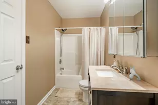 300 Revere Ct, Coatesville, PA 19320 - Photo 16