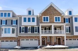 23 Grey Ct, Berwyn, PA 19312 - Photo 1