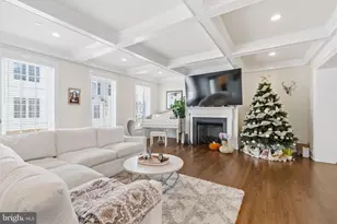 23 Grey Ct, Berwyn, PA 19312 - Photo 4