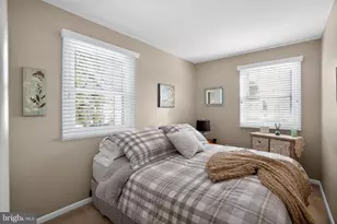 305 N Lake Dr, Downingtown, PA 19335 - Photo 22