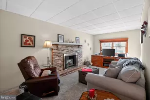 305 N Lake Dr, Downingtown, PA 19335 - Photo 14