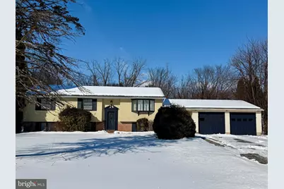 110 Wendy Circle, Coatesville, PA 19320 - Photo 1